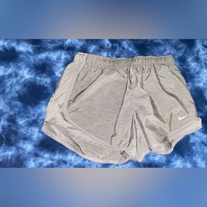 grey nike shorts size medium